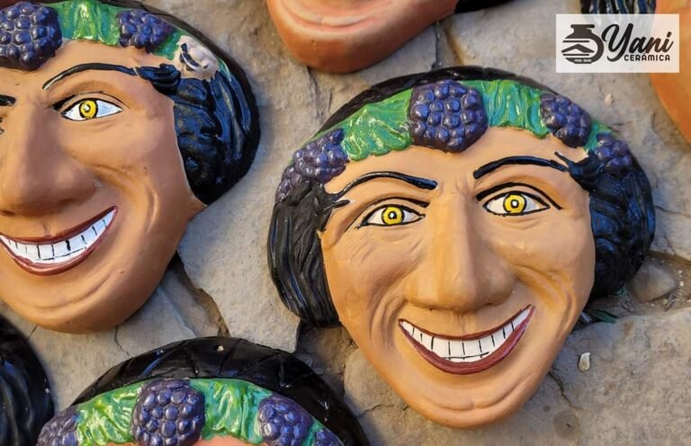 Producen el mascaron de la Casa Nacional de la Moneda en artesanías de cerámica
