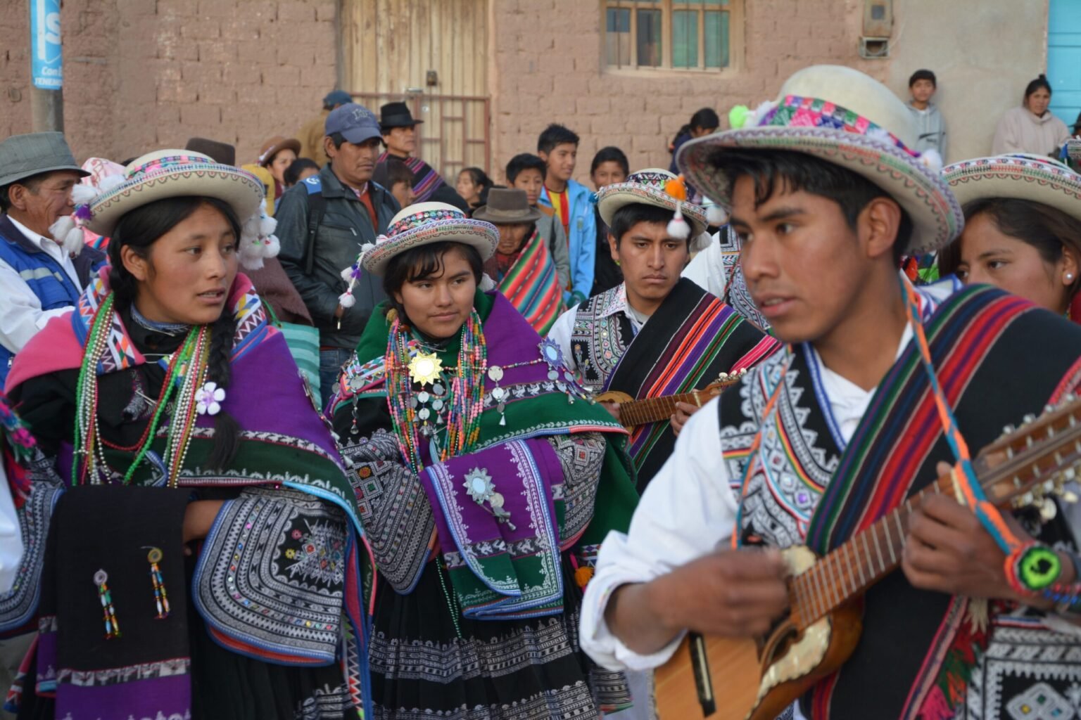 Fandango, los matices de la elegancia de la danza en Bolivia