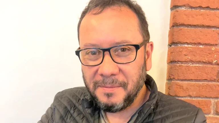 BENJAMÍN CHÁVEZ INGRESARÁ A LA ACADEMIA BOLIVIANA DE LA LENGUA: “HAY QUE LEER A NUESTROS POETAS BOLIVIANOS”