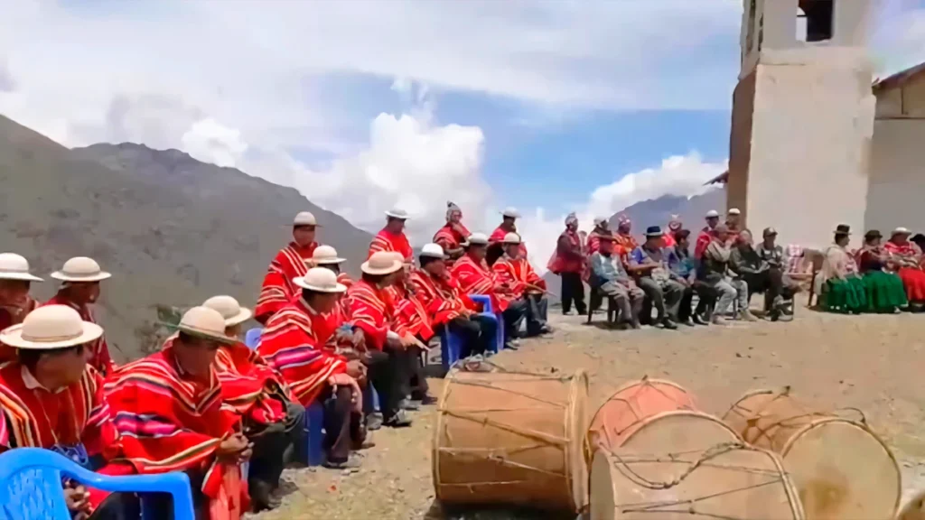 PROVINCIA BAUTISTA SAAVEDRA CONMEMORÓ 21 AÑOS DE LA DECLARATORIA A COSMOVISIÓN KALLAWAYA POR LA UNESCO
