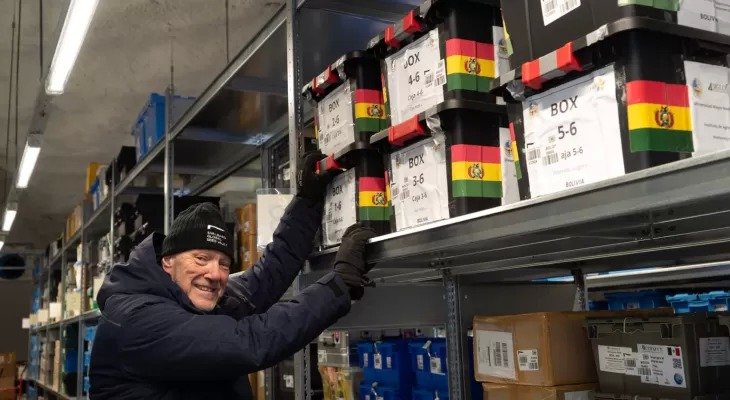 INGRESAN MAÍZ Y FRIJOL DE BOLIVIA A LA “BÓVEDA DEL JUICIO FINAL” EN NORUEGA
