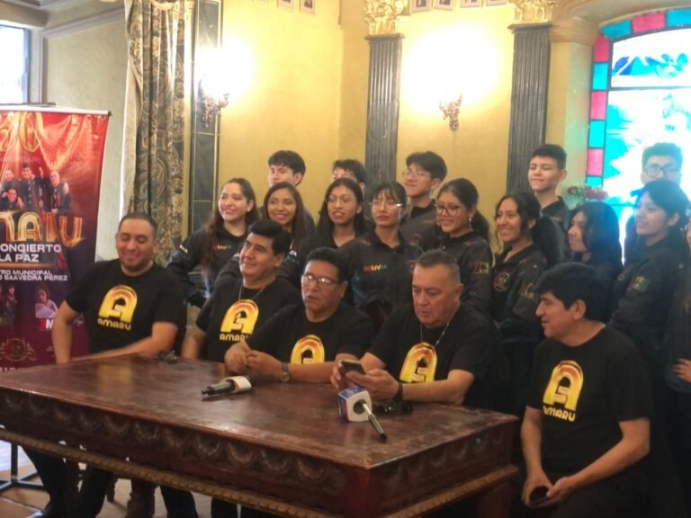 TERCERA GENERACIÓN DE “AMARU” CELEBRA 50 AÑOS DE FOLKLORE EN LA PAZ